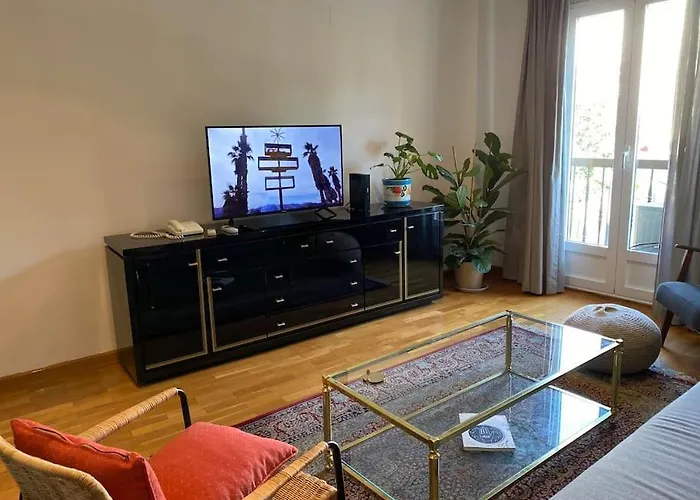 Lovely 2 Bedrooms Apartment Main Square Plasencia
