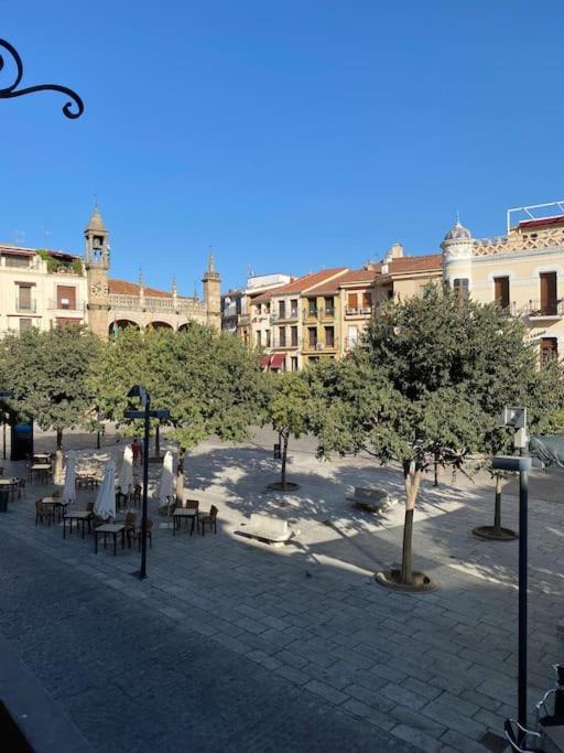 Lovely 2 Bedrooms Main Square * Plasencia