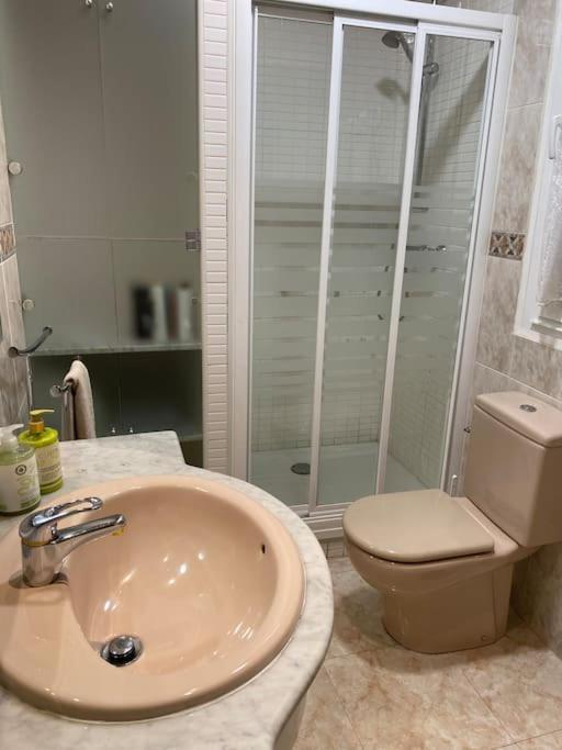 Lovely 2 Bedrooms Main Square Apartment *
